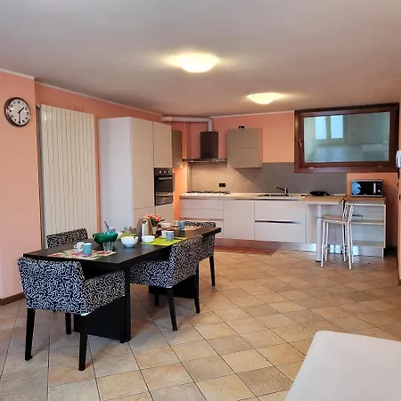 別荘 L'antico Fienile Mountain Iseo Hospitality Fonteno