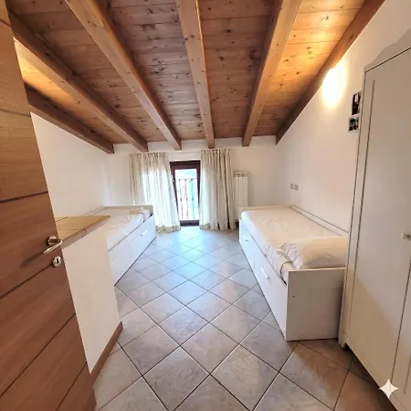 別荘 L'antico Fienile Mountain Iseo Hospitality Fonteno