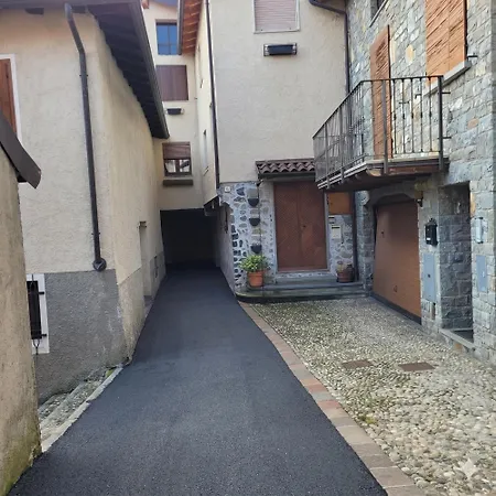 別荘 L'antico Fienile Mountain Iseo Hospitality Fonteno